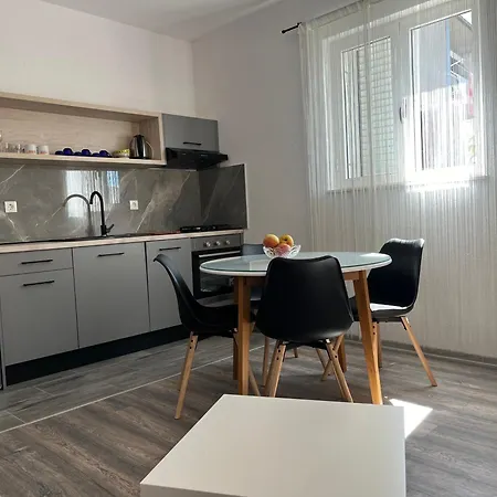 Apartment Makarska M&I, Free Private Parking Esterno foto