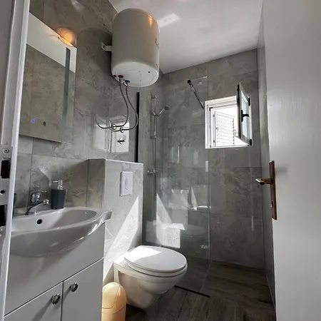 Apartment Makarska M&I, Free Private Parking Esterno foto
