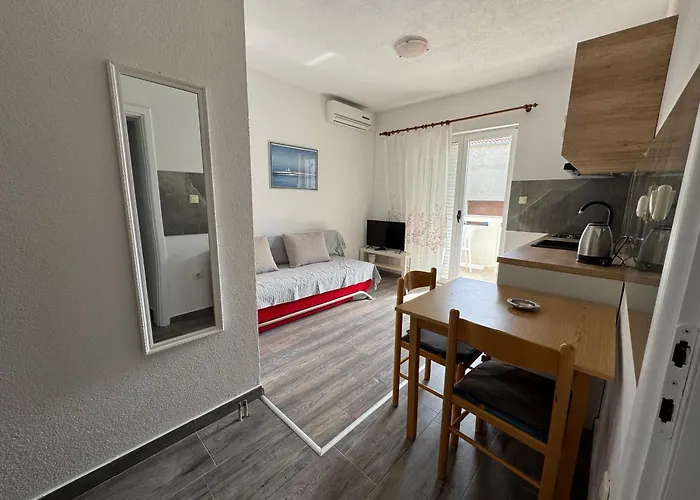 Apartment Makarska M&I, Free Private Parking