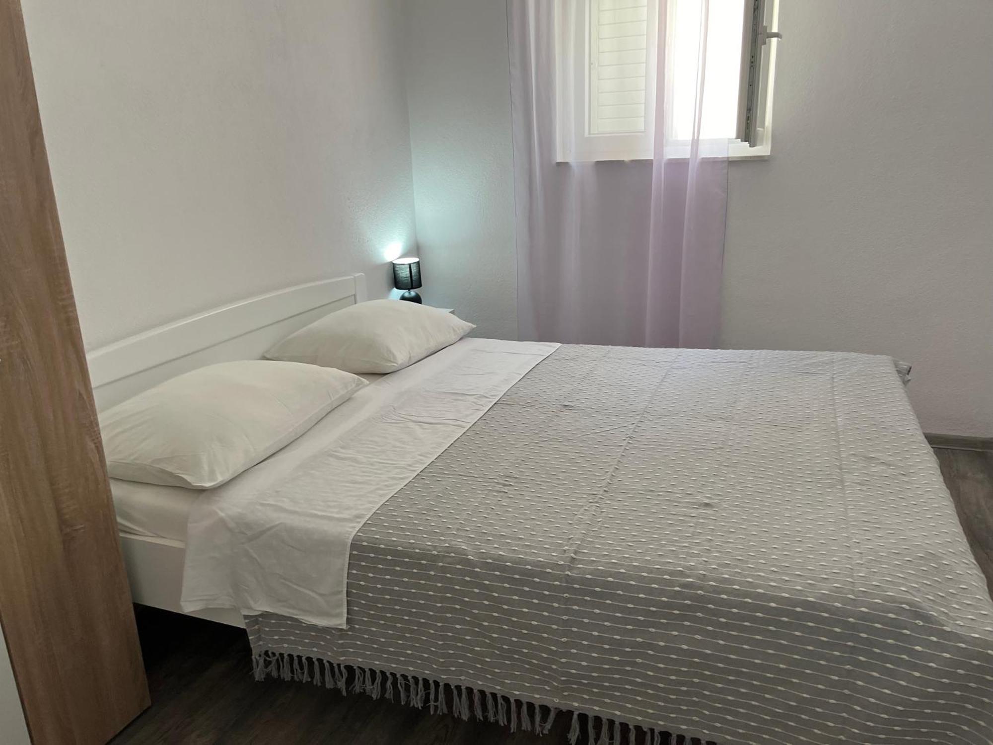 M&i, Free Private Parking * Makarska