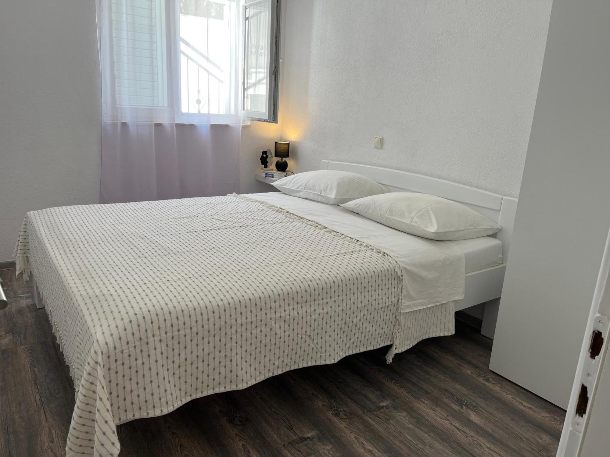 Apartment M&i, Free Private Parking Makarska