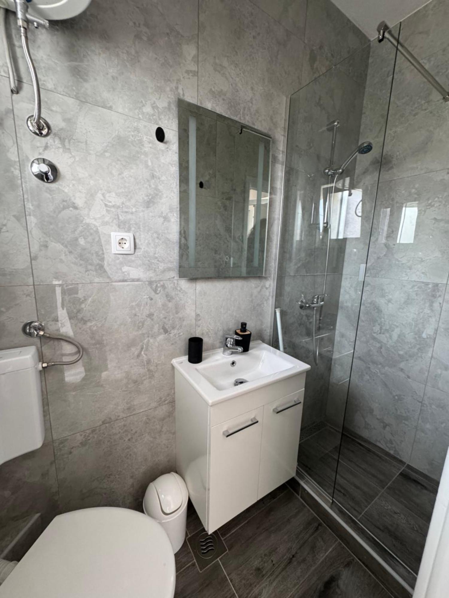 Apartment M&i, Free Private Parking Makarska